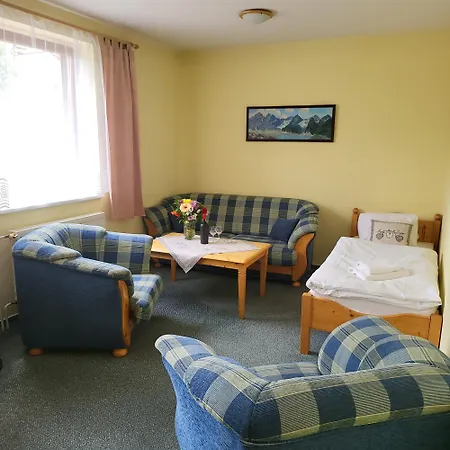 斯洛拉姆酒店 3*