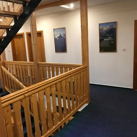 招待所 斯洛拉姆酒店